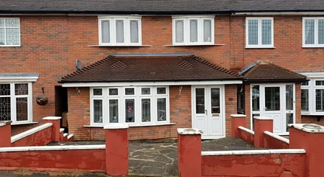 North Close, Book Hotel Chigwell Essex