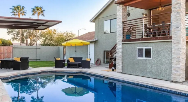 Коттедж Princess Retreat Private Pool Firepit Sleeps 12