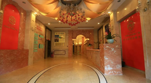 YOYO International Apartment