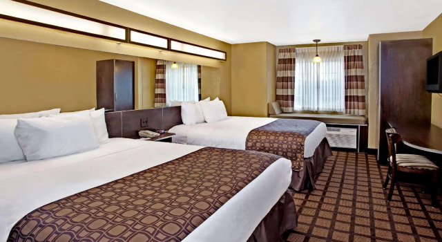 Четырёхместный номер Standard Microtel Inn & Suites - Cartersville