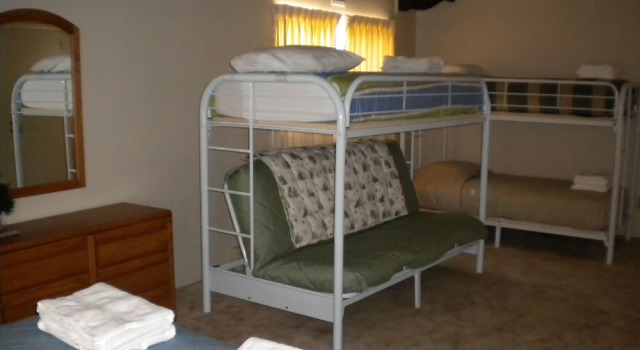Private Hot Tub, Foosball Table, Pet Friendly, Забронировать Отель Отели Саут-Лейк-Тахо с бассейном, Бассейн