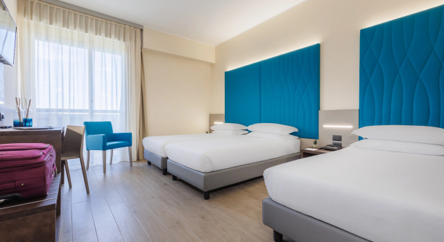 Отель Jr Hotels Gate 7 Bologna 