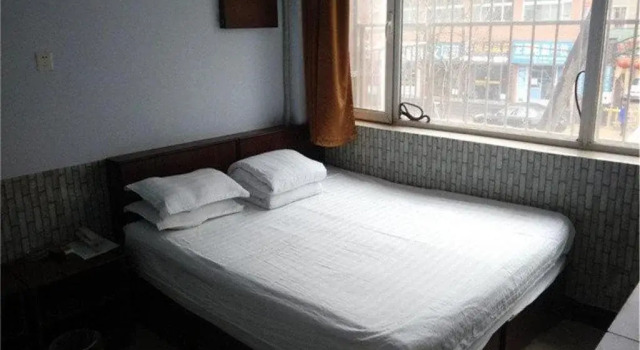 Yinling Express Hotel, Book Hotel Chengde Hebei