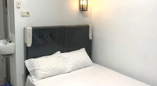 guest house IDM inn, Book Guesthouse Hotels in Sulawesi with Parking, Parking