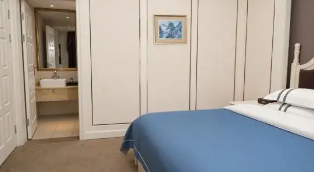 Suite Min Sheng Hotel