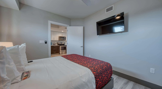 FUSION Resort Waterfront Suites, Забронировать Курортный отель Треже-Айленд Сент-Пит-Бич, рядом с Treasure Island Golf Tennis Recreation Center