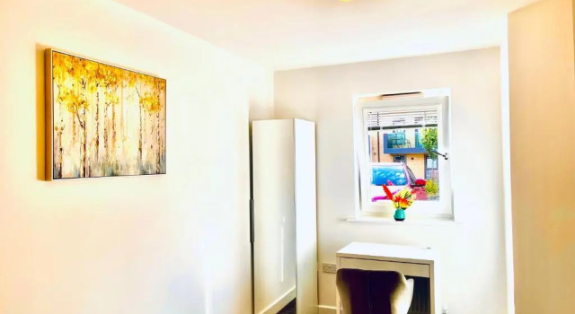 Апартаменты с 2 комнатами Modern townhouse, Sleeps 4 with parking