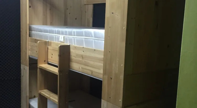 Кровать в общем номере (женский номер) The Core Albergue