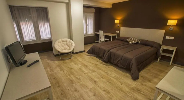 Hostal Elvira, Prenota Hotel Aranda de Duero 