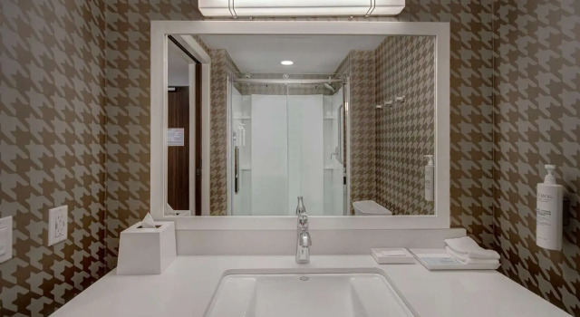 Номер Standard Home2 Suites By Hilton Garden Grove