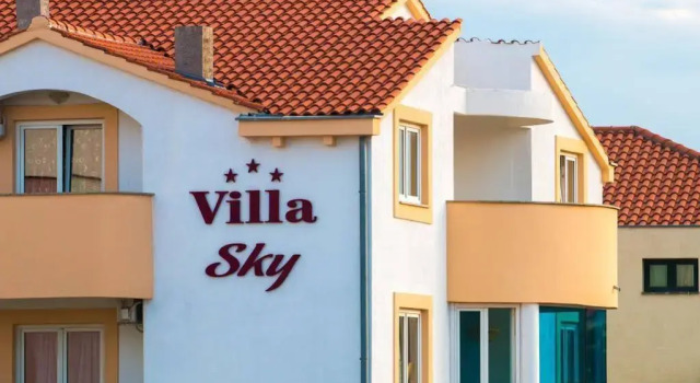 Hotel Sky, Забронировать Вилла Задар Задарская жупания