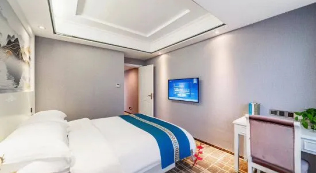 Люкс Superior Huayu Hotel