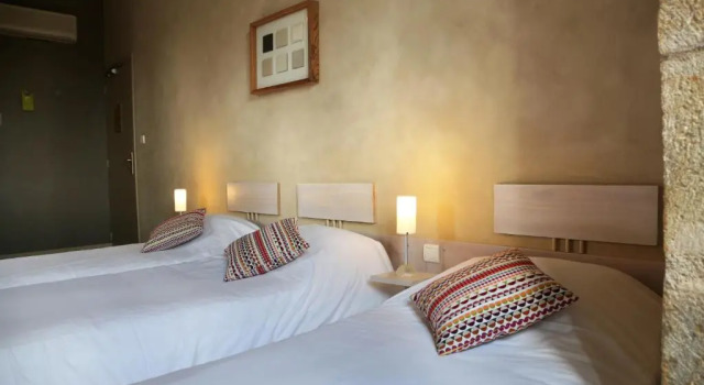 Standard- tredobbelt værelse Hôtel la Garissade