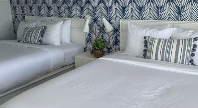 Четырёхместный номер Deluxe с балконом и с видом на океан Grand View Hotel