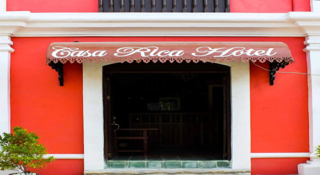 Casa Rica Hotel