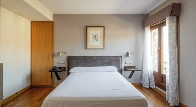 Двухместный номер Economy Hostal Izar-Ondo
