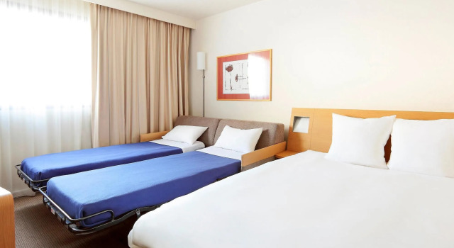 Novotel Atria Nimes Centre, Varaa Hotelli Liikematkailuhotellit kohteessa Gard, 4* 5*
