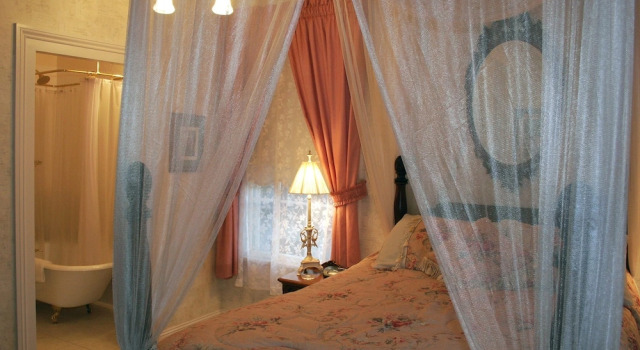 Номер Standard Bybee's Historic Inn