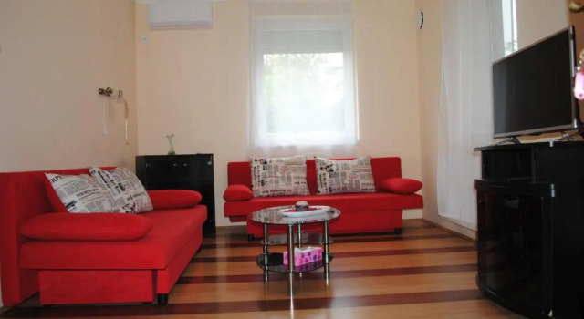 4 Lurkó Apartman Új