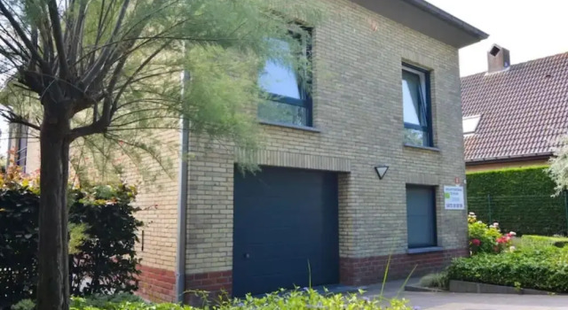 Villa in Oostduinkerke Near Dunes, Prenota Villa Hotel a Flanders con parcheggio, Parcheggio