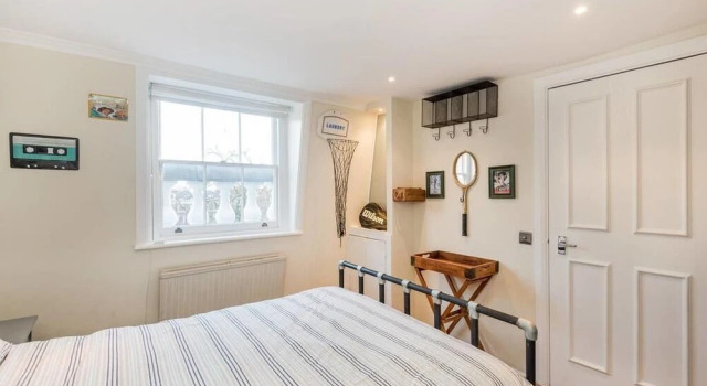 Lovely 1BR Flat Walk to Hyde Park, Забронировать Отель Отели Англии 3 звезды, 3*