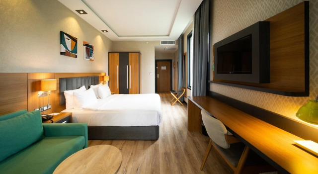 Двухместный номер Standard с балконом Holiday Inn - Trabzon-East by IHG
