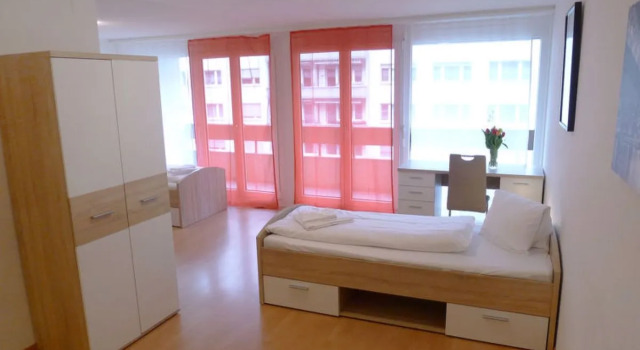 BHMS City Campus 29016, Prenota Hotel Lucerna Lucerna
