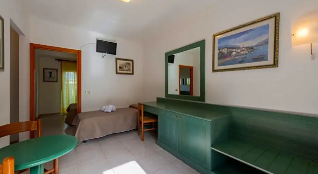 Четырёхместный номер Standard Villaggio Alkantara