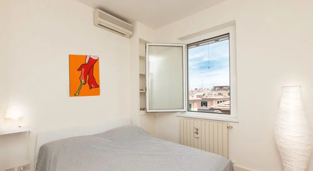 Rental in Rome Maxxi Penthouse, Prenota Hotel Villa Borghese/Parioli 