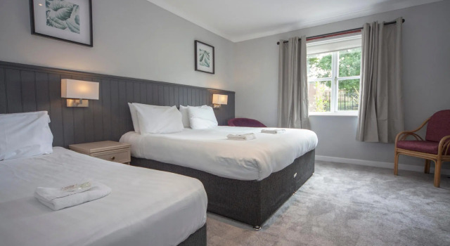 Семейный номер Standard Highfield Hotel