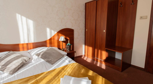 Hotel Grand Felix, Book Hotel Kraków 