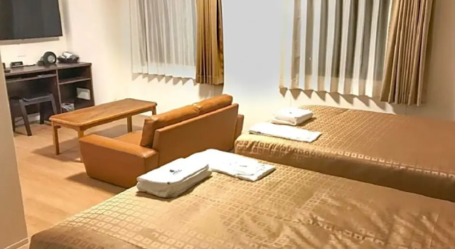 Номер Superior HOTEL LiVEMAX Takamatsu Eki Mae