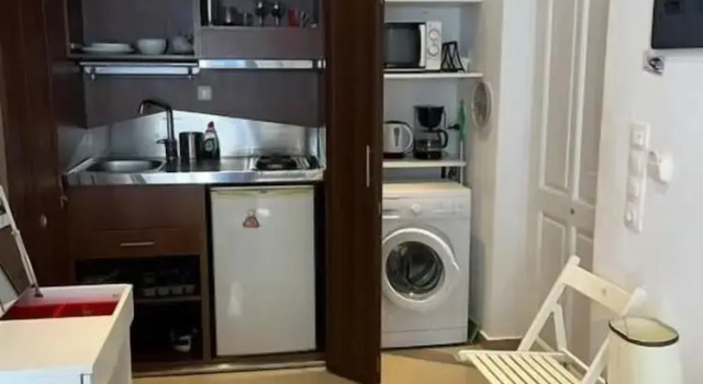 Студия с балконом Naousa Center Living