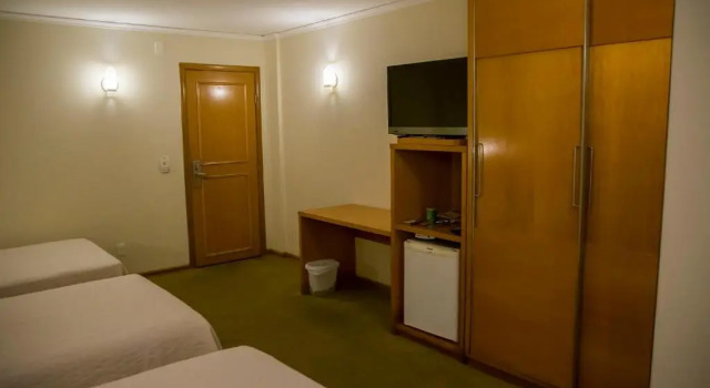 Трёхместный номер Standard Barbur Plaza Hotel
