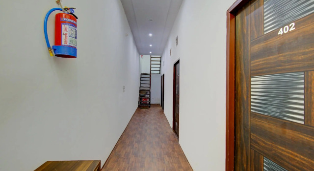 SPOT ON 77282 Hotel Kohinoor