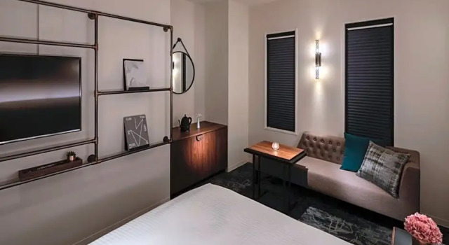 THE LIVELY HONMACHI OSAKA / Vacation STAY 78284, Забронировать Отель Тюо Осака, рядом с Администрация города Осака