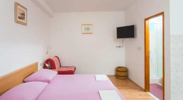 Apartments Bibijana, Забронировать Апартаменты/квартира Отели Сребрено с парковкой, Парковка