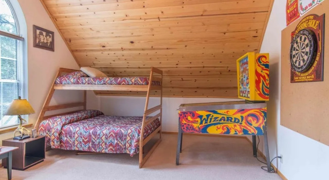 Коттедж Hansing s Lair 4 Bedroom Holiday Home By Tahoe Truckee