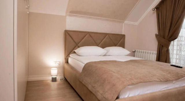 Apartment Sweethome 4 FREE PARKING, Забронировать Апартаменты/квартира Ужгород Закарпатская область