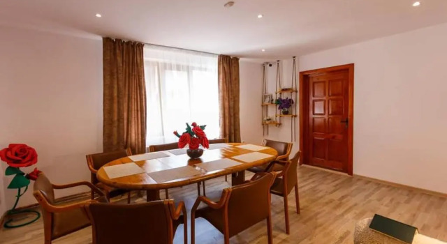 Cabana Black Wood, Book Vacation Home Cottages in Buzău, Cottage