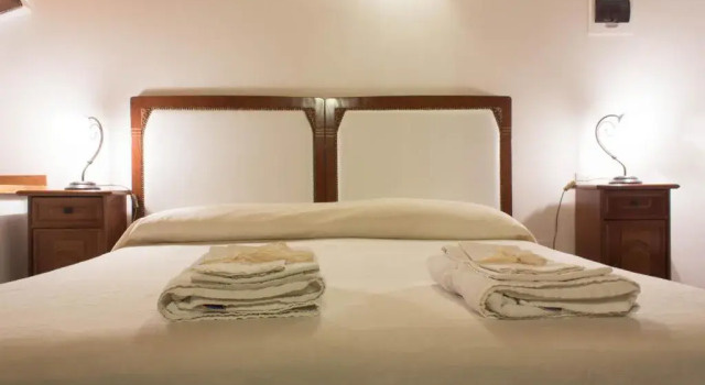 Casale Torre San Magno, Buchen Sie Bauernhof Hotels in Metropolitanstadt Bari mit Parkplatz, Parkplätze