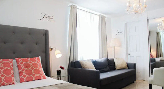 Студия Comfort Chandelier 201
