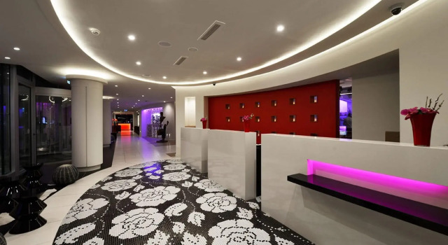 Hotel N'vY