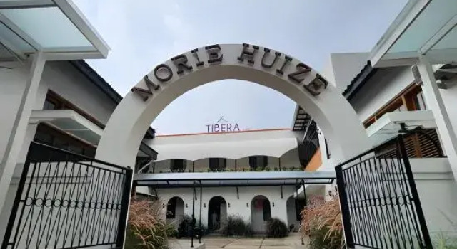 Tibera Morie Huize, Rezervovat Hotel 3hvězdičkové hotely v Bandung, poblíž Cikudapateuh Train Station, 3*
