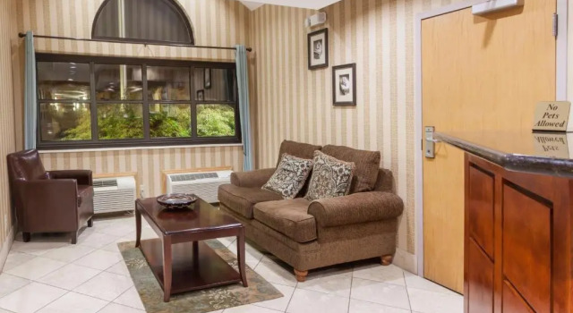 Номер Standard Quality Inn Knoxville West Cedar Bluff