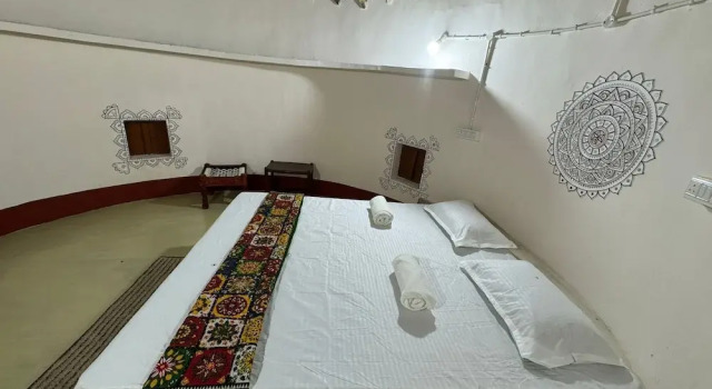 Rann Sanji Stay, Prenota Campeggio Hodka Gujarat