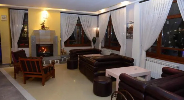 Hotel Holiday Group, Prenota Hotel Hotel a Blagoevgrad con parcheggio, Parcheggio