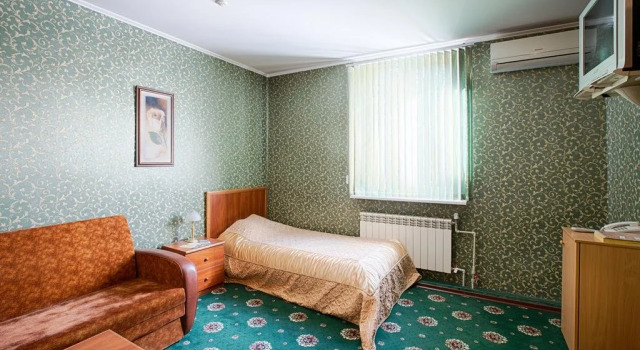 Britaniya, Rezervasyon Otel Harkov 