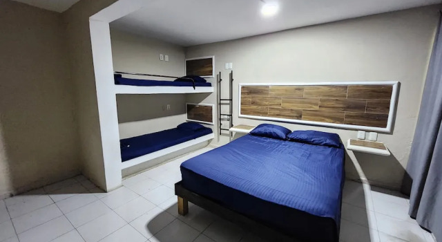 Четырёхместный семейный номер Standard Цокольный этаж c 1 комнатой Casa Wayak Hostal