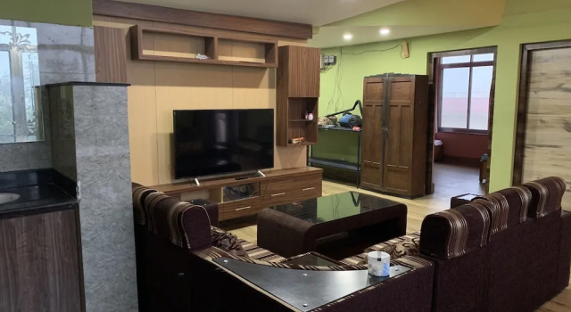 Апартаменты Royal 2BHK Apartment